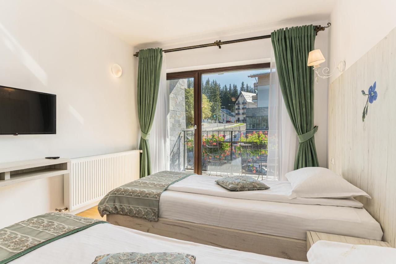 Pensiunea Hilltop Predeal Buitenkant foto